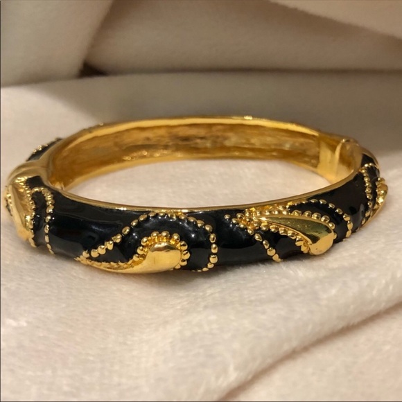 Black and Gold Bangle Clasp Bracelet - Picture 1 of 10